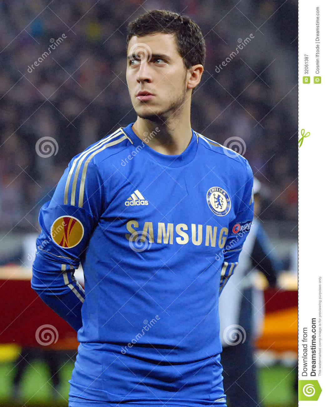 eden-hazard-chelsea-london-s-football-player-posing-europa-league-football-game-32061387